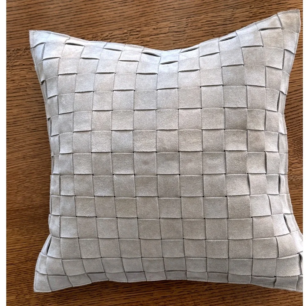 NWOT Pottery Barn 18x18 Woven Suede Leather Pillow w insert Basketweave Ret $120